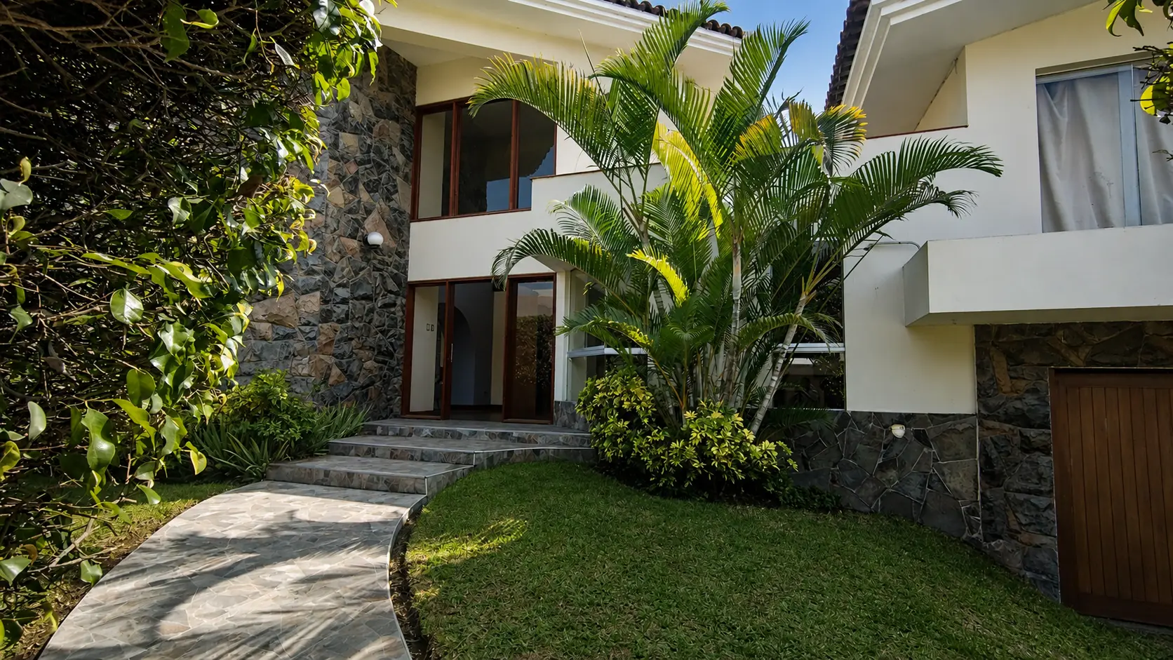 La Canoa Ingreso