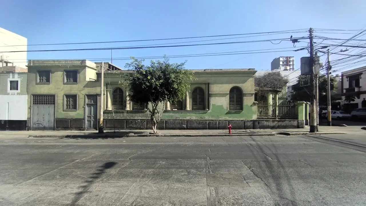 Terreno Breña - Vista Frontal