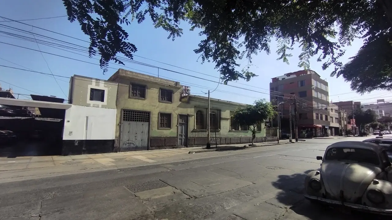 Terreno Breña - Vista Lateral