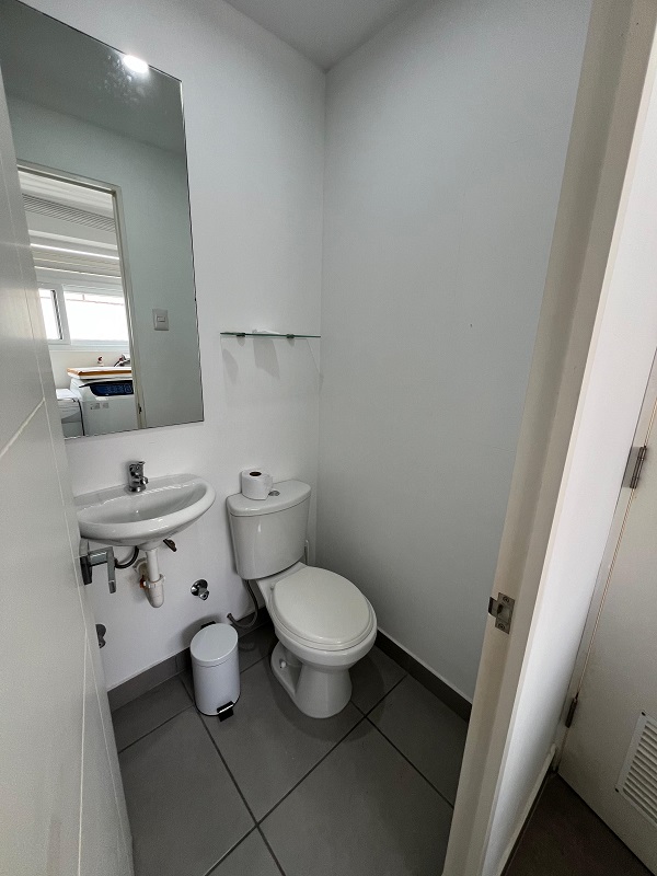 Miraflores baño lavandería